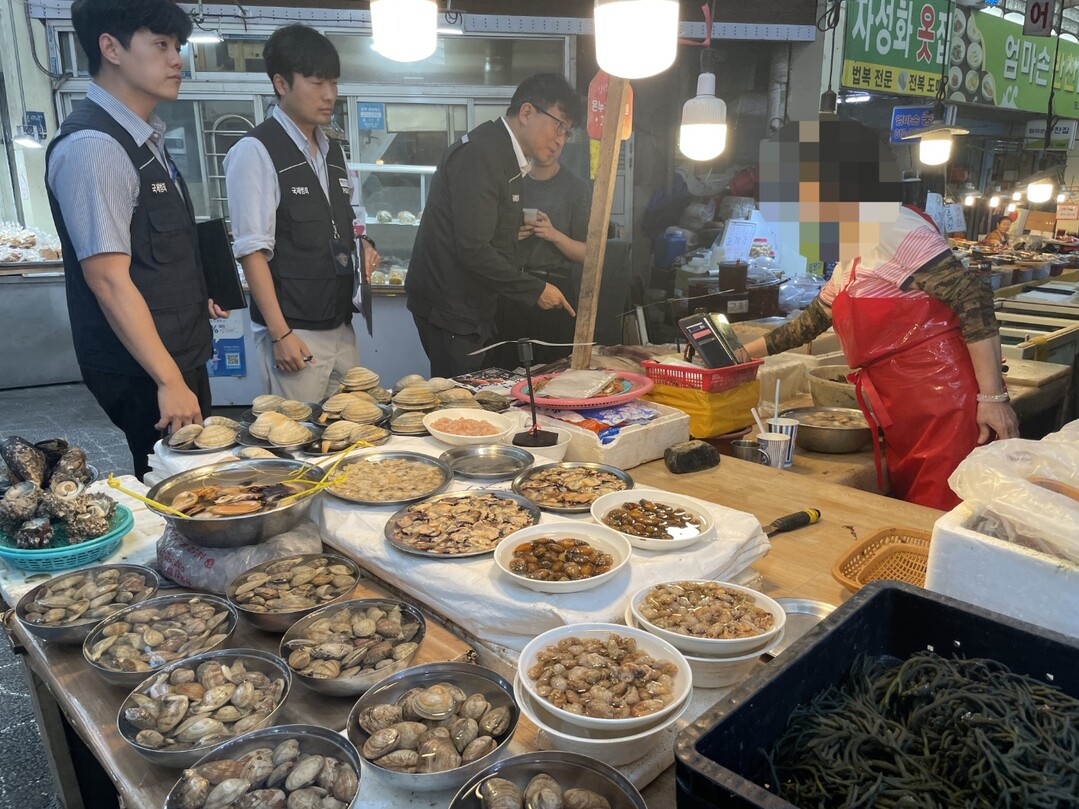 부산해경, 추석 앞두고 수산물 원산지...