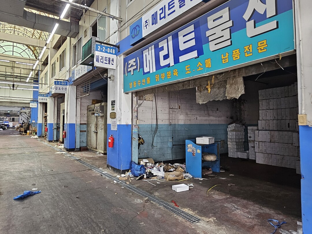 구리 수산본동 ‘레트로 회센터’ 공실...