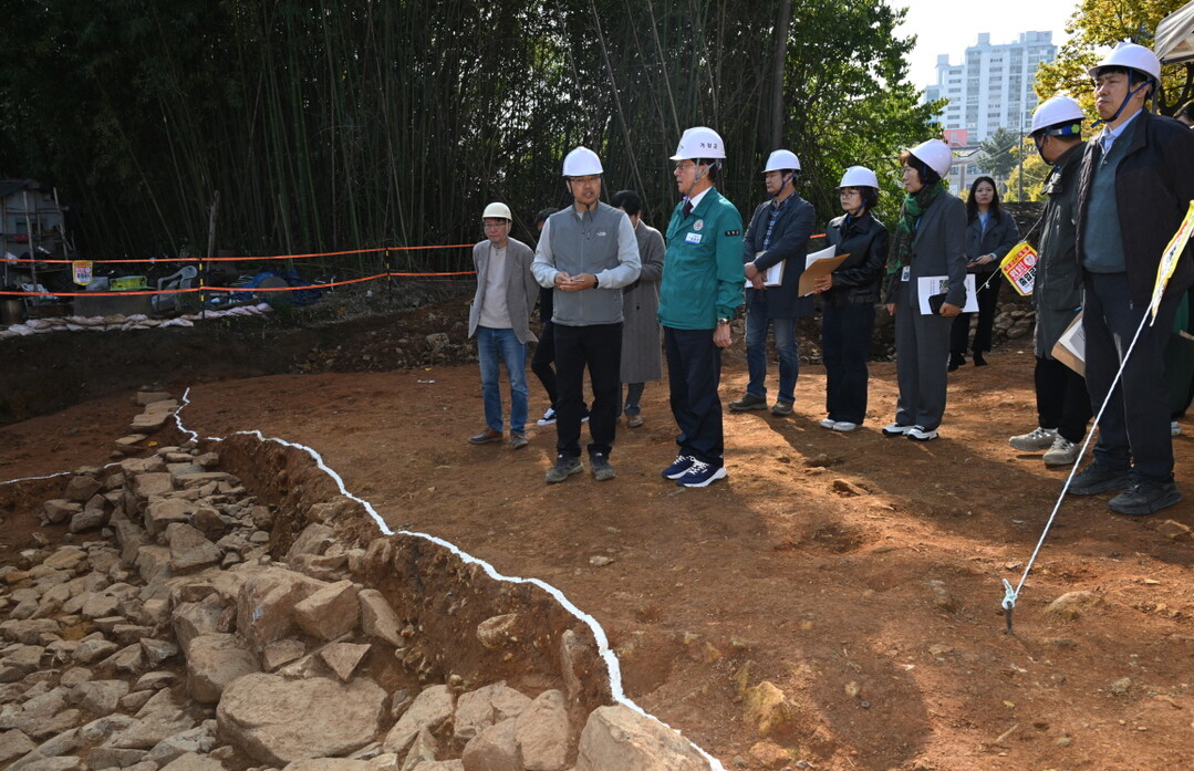 부산 기장군, ‘기장읍성’ 최초 축성...