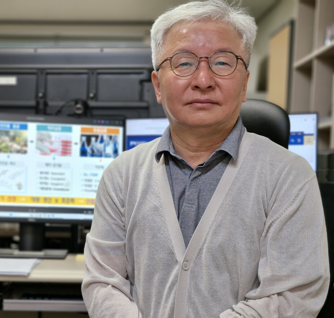 의성군 협력 최인호 교수, 세계 상위...