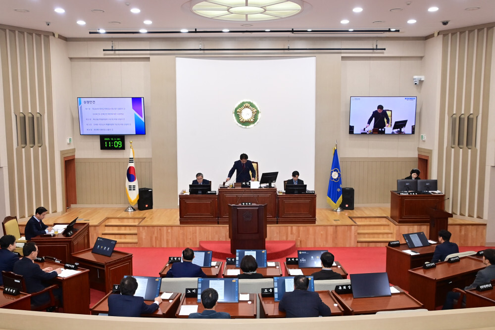 제294회 화천군의회 임시회 제1차 ...