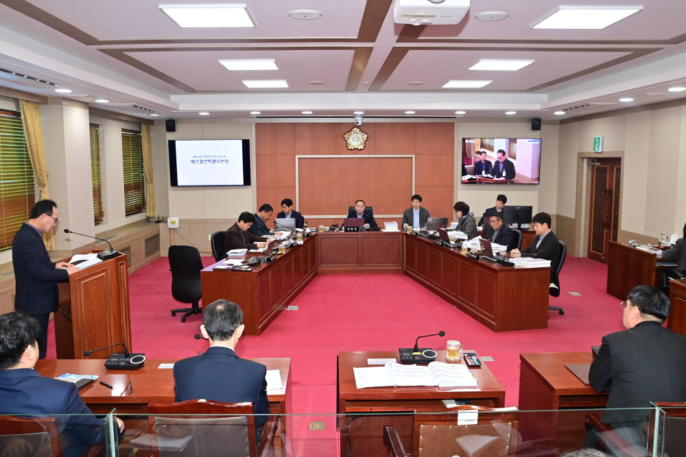 제294회 화천군의회(임시회) 제1차...