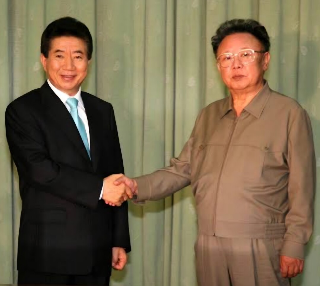 [신년특집④] 노무현과 문선명, 가슴...