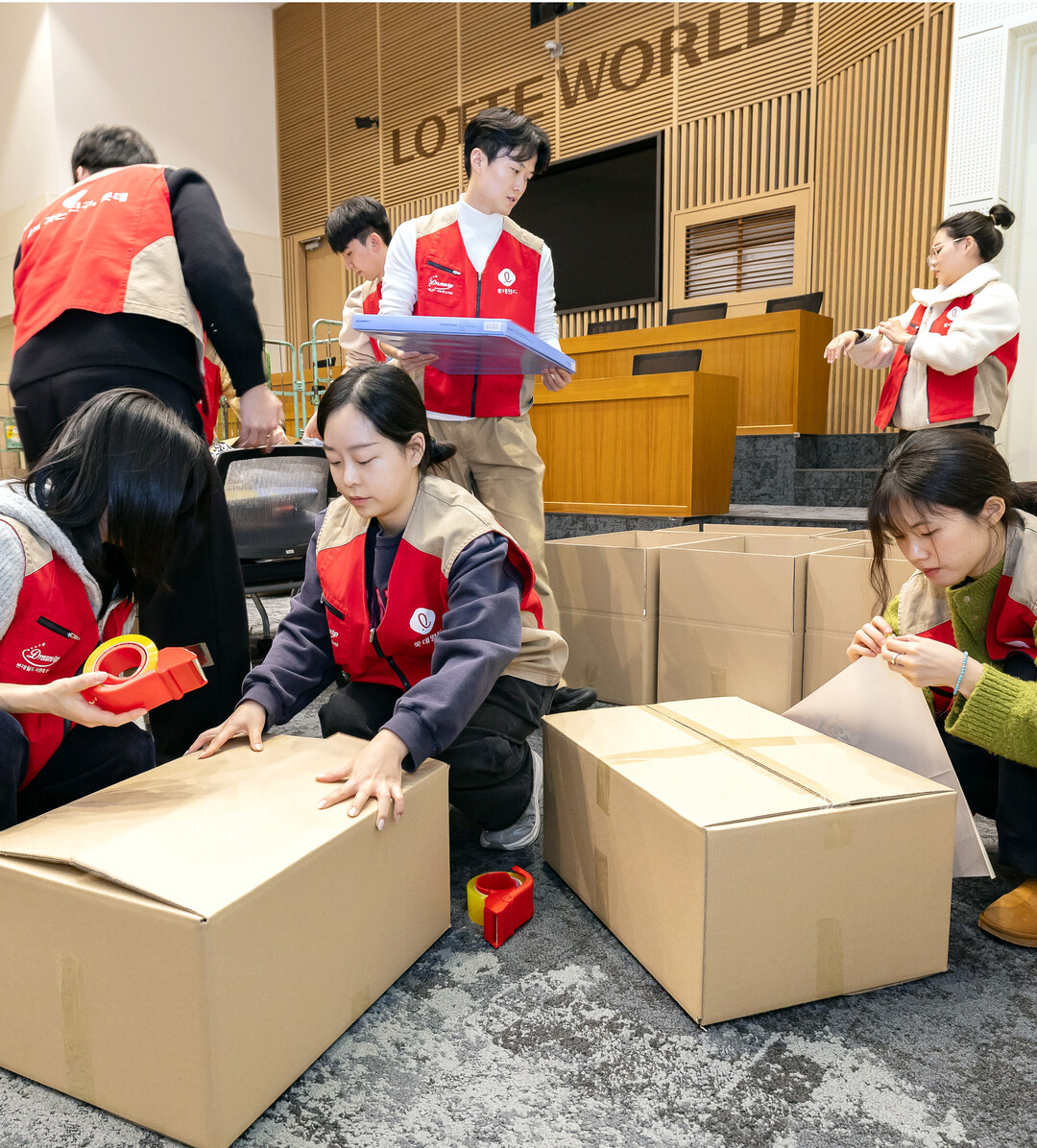 [포토] ‘한파도 이겨낼 롯데월드의 ...