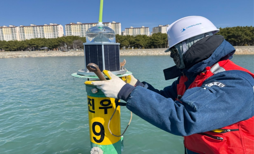부산해수청, 낙동강 하구수로 소형선박...